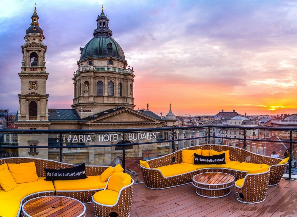 Az Aria Hotel Budapest ikonikus tetőterasza